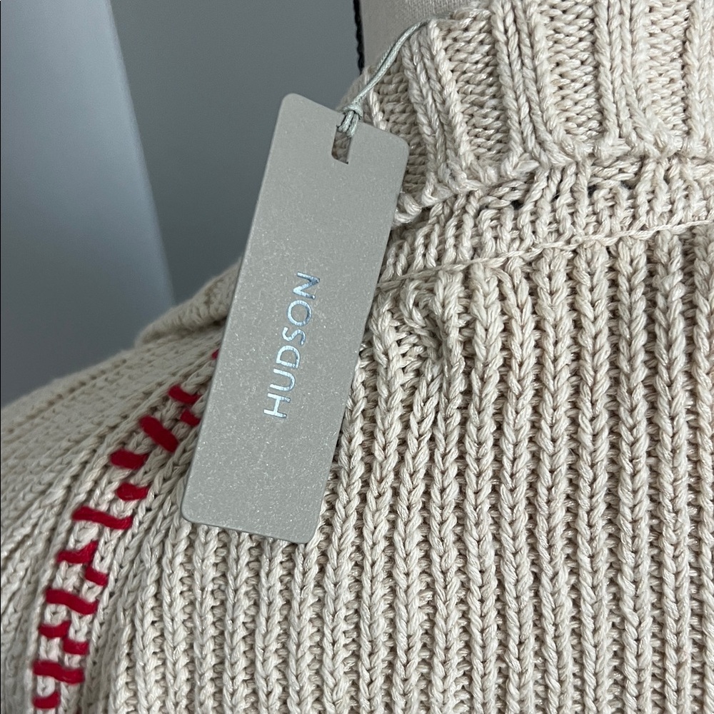 Hudson Jeans Cream V-Neck Sweater with Red Details - Picture 4 of 4